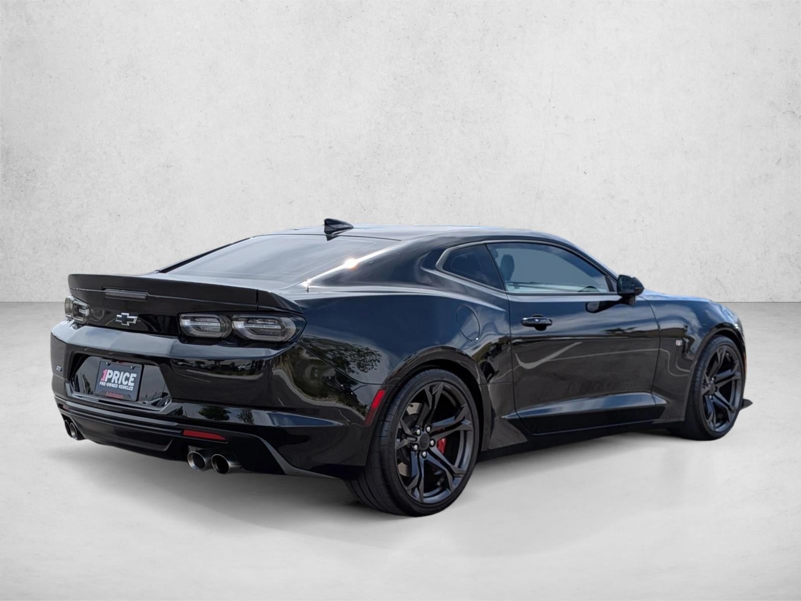 2019 Chevrolet Camaro 2dr Coupe 1SS