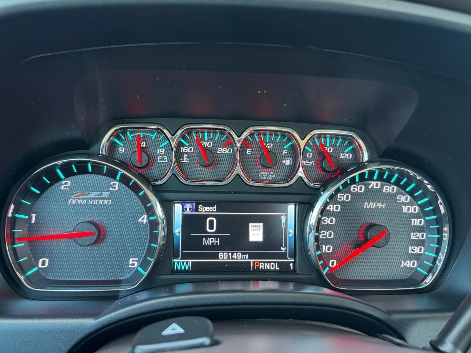 2018 Chevrolet Silverado 2500 HD Crew Cab Standard Box 4-Wheel Drive LTZ