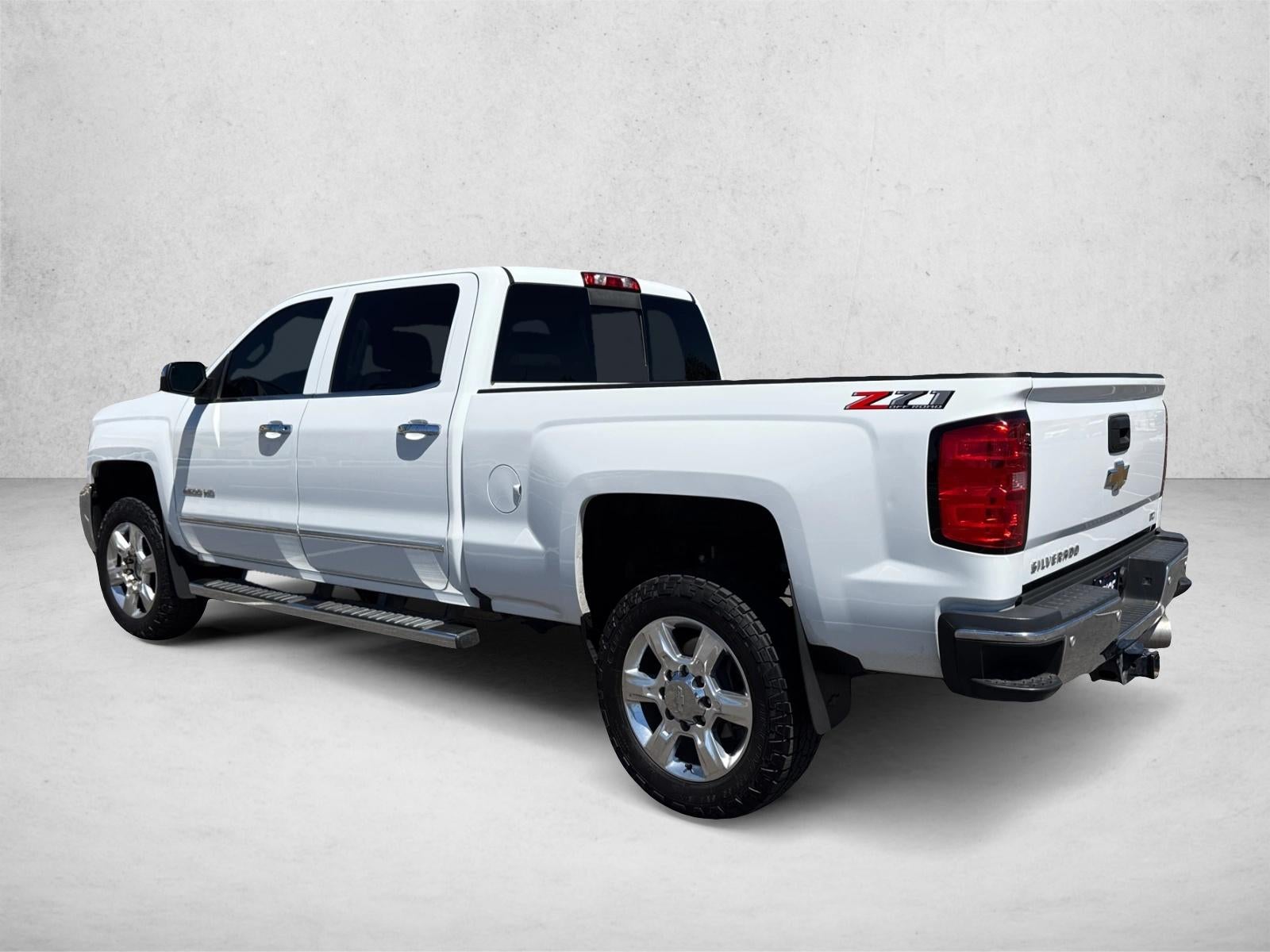 2018 Chevrolet Silverado 2500 HD Crew Cab Standard Box 4-Wheel Drive LTZ