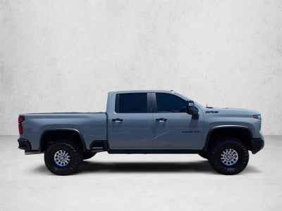 2025 Chevrolet Silverado 2500 HD Crew Cab Standard Box 4-Wheel Drive ZR2