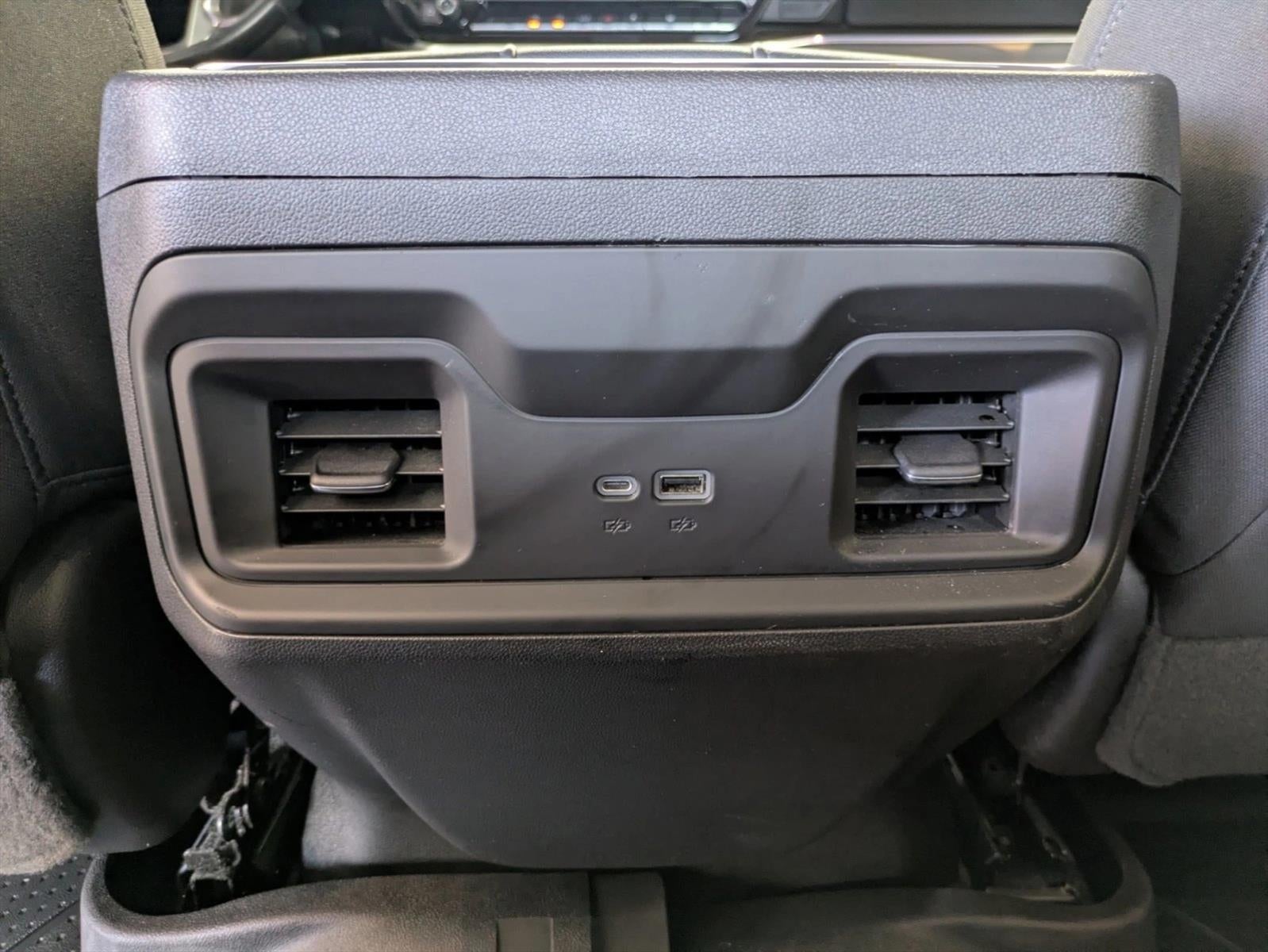 2022 Chevrolet Silverado 1500 Crew Cab Short Box 4-Wheel Drive RST