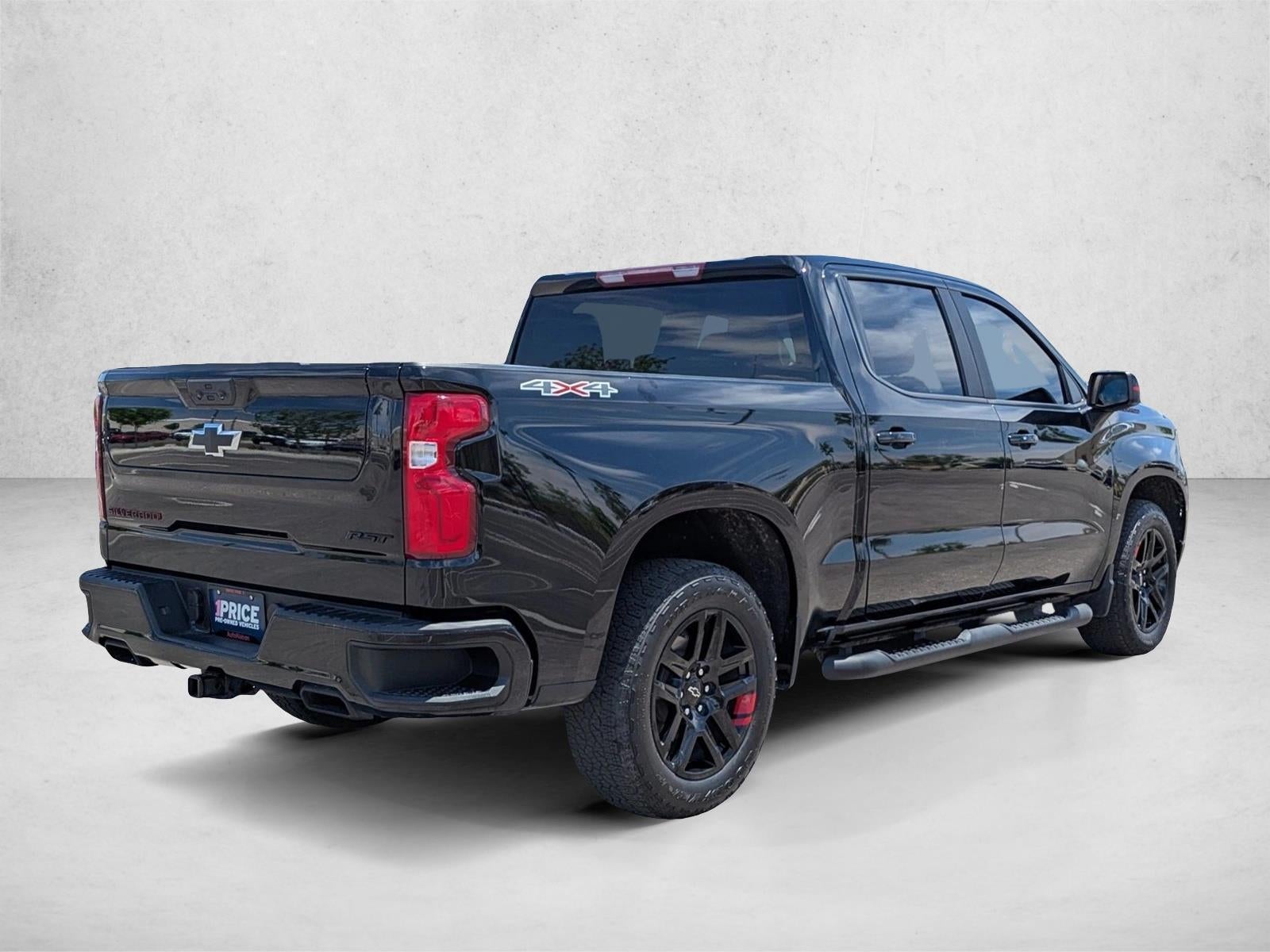 2022 Chevrolet Silverado 1500 Crew Cab Short Box 4-Wheel Drive RST