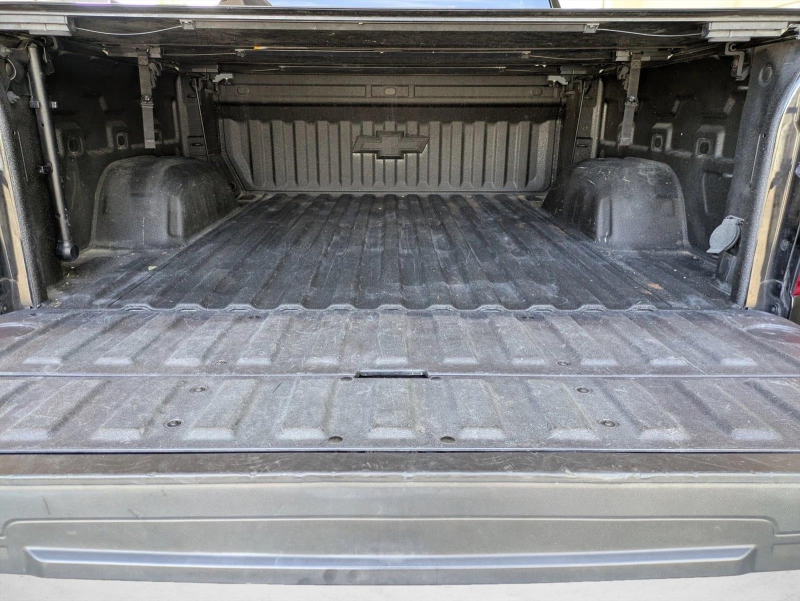2022 Chevrolet Silverado 1500 Crew Cab Short Box 4-Wheel Drive RST
