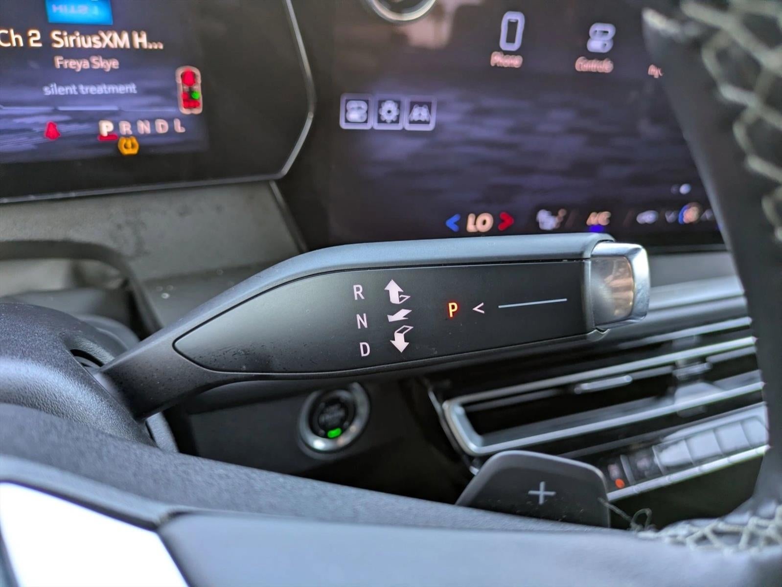 2024 Chevrolet Traverse LT w/1LT