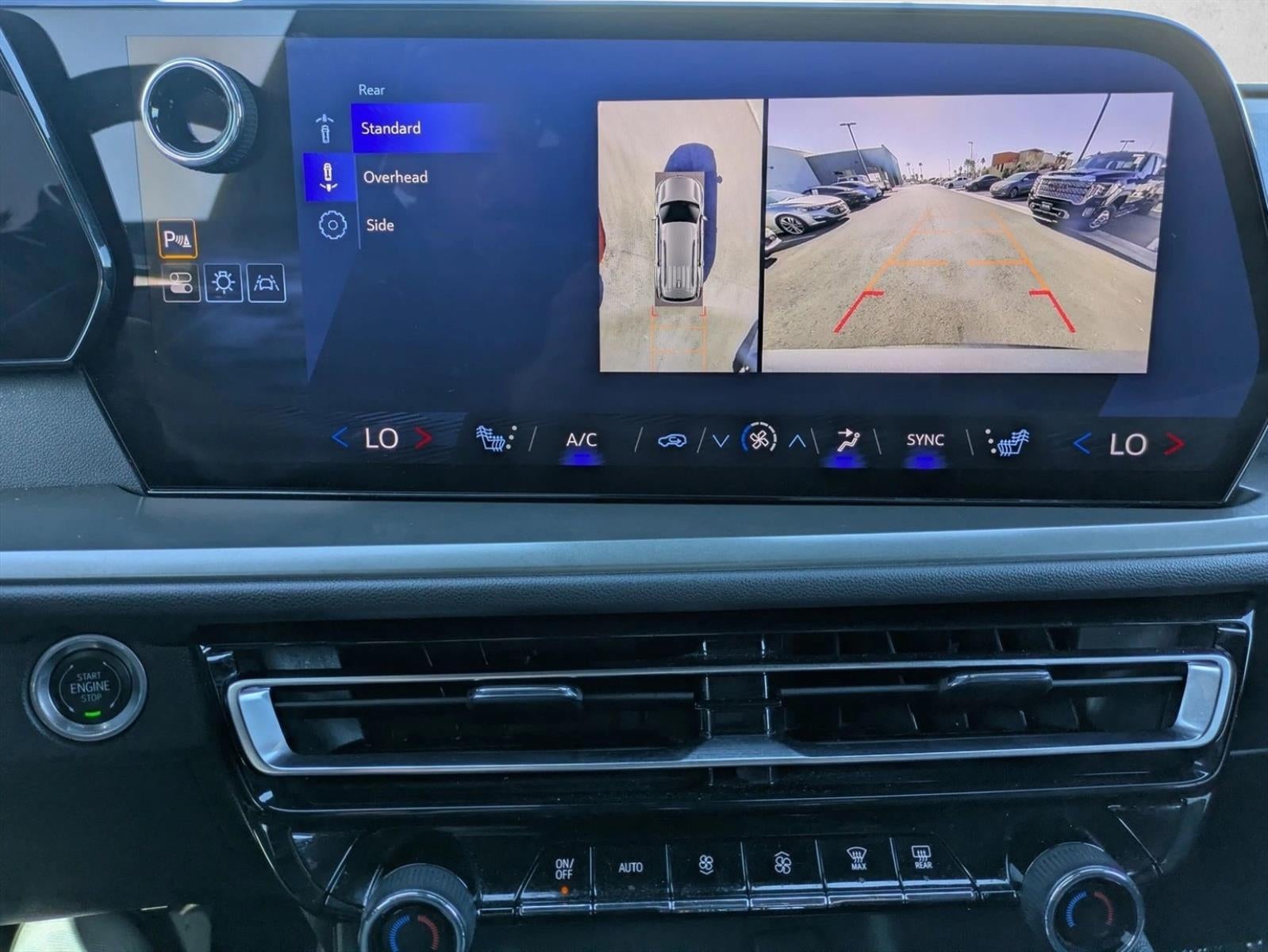 2024 Chevrolet Traverse LT w/1LT