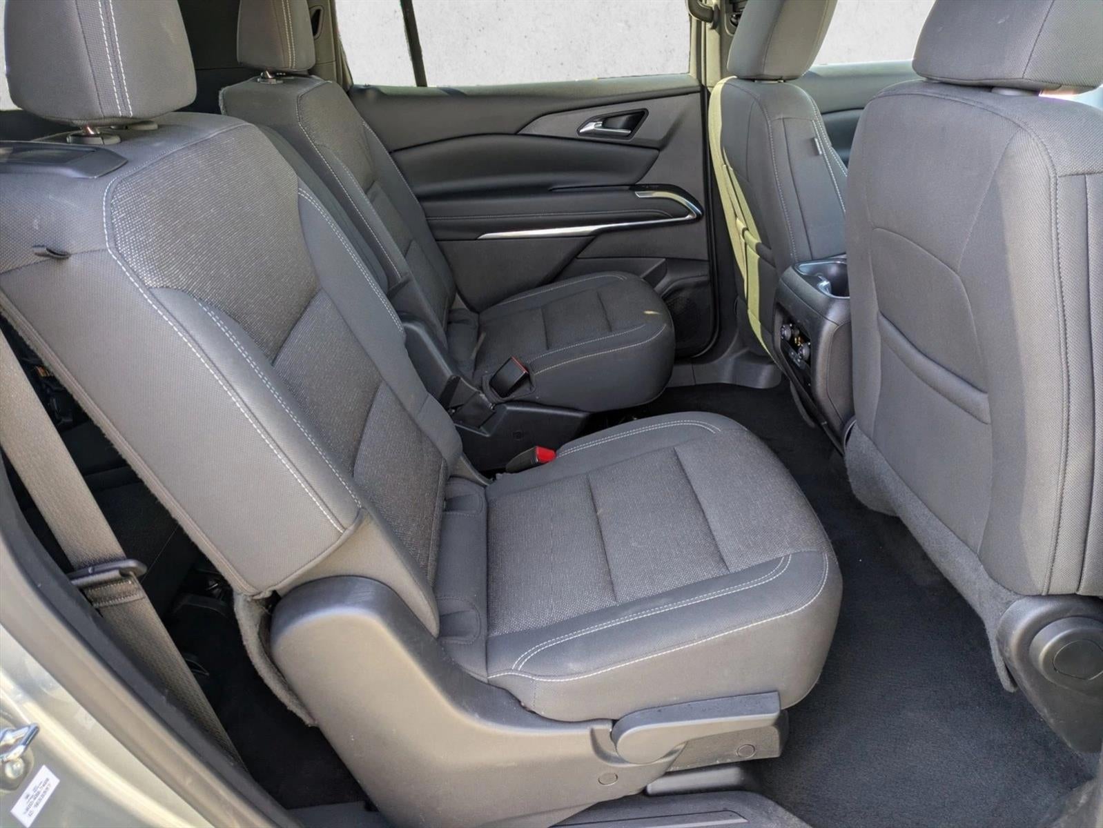 2024 Chevrolet Traverse LT w/1LT