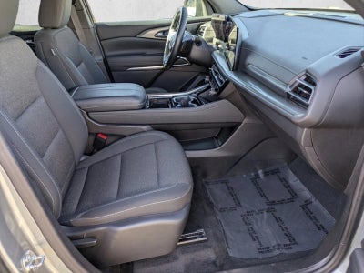 2024 Chevrolet Traverse LT w/1LT