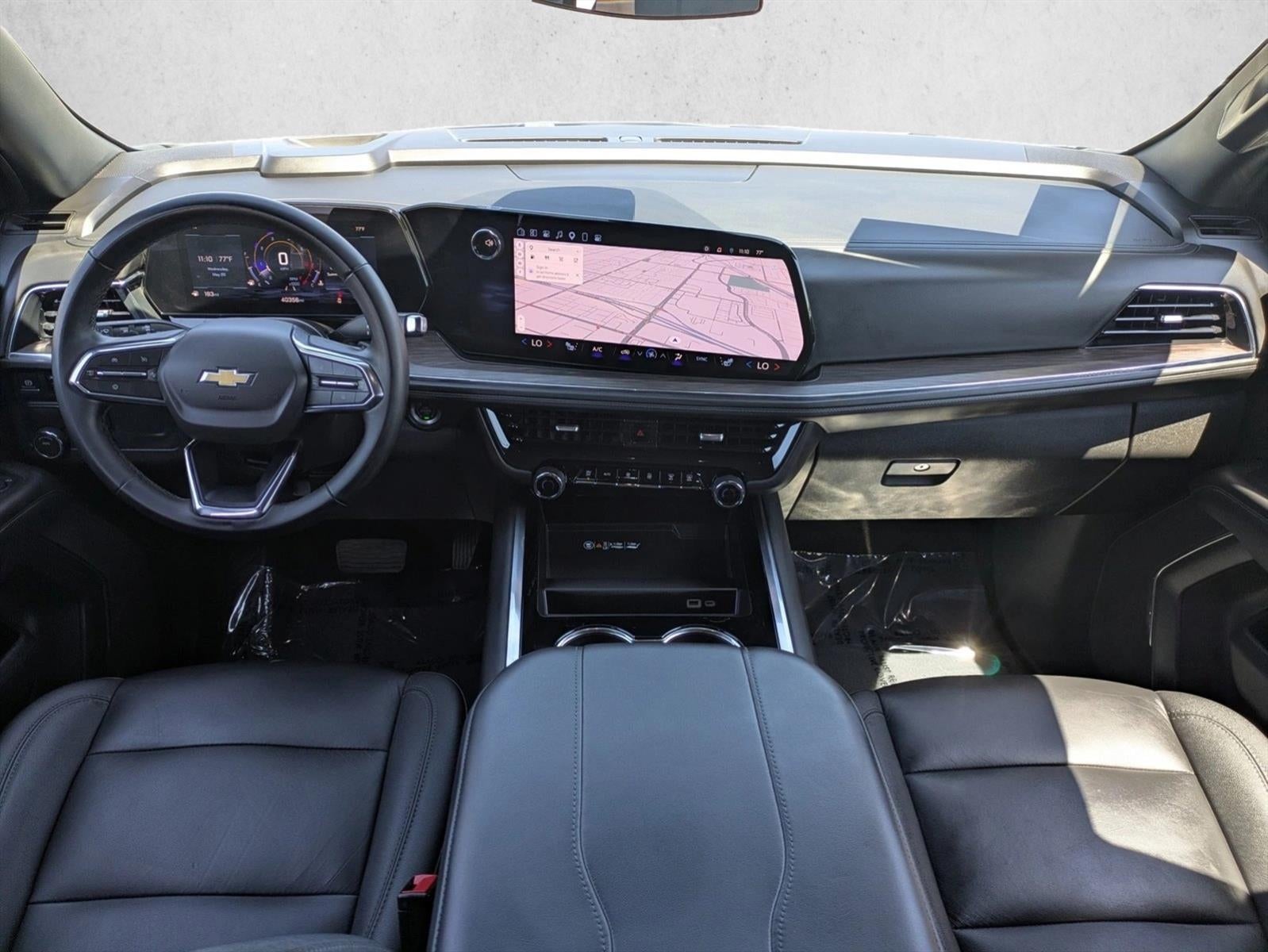 2025 Chevrolet Suburban 2WD LT