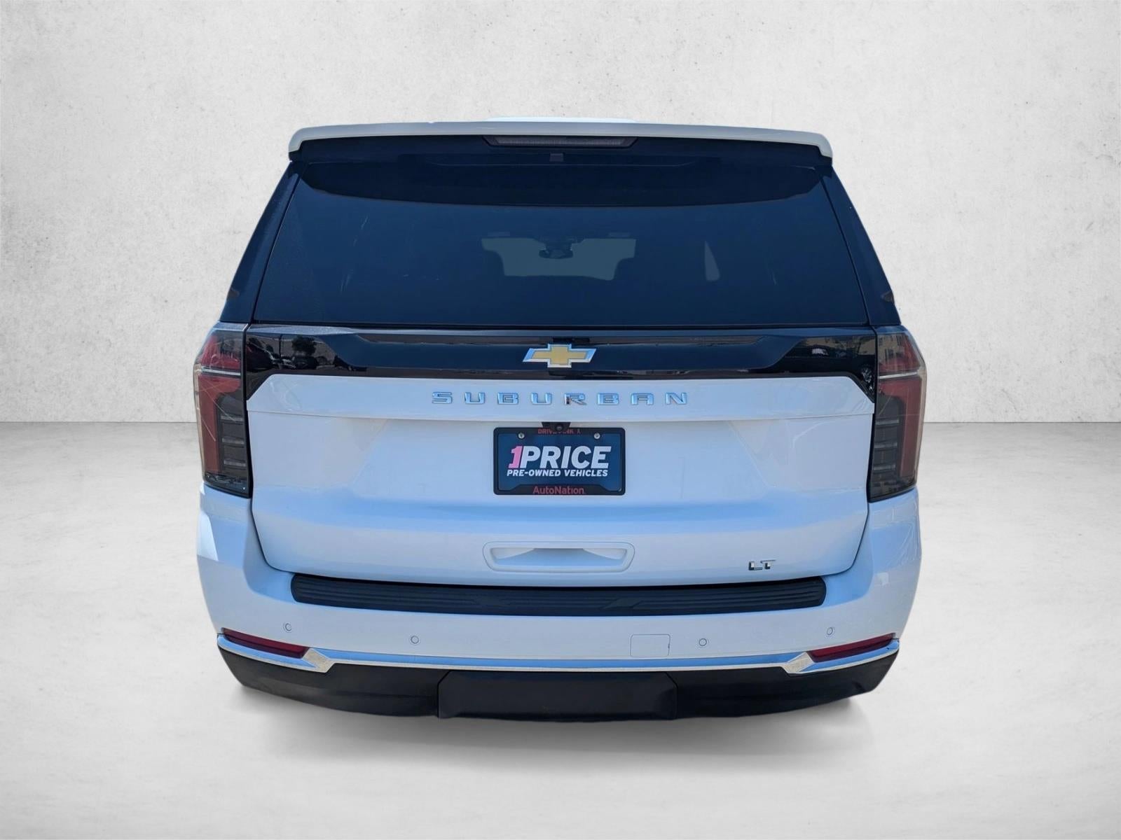 2025 Chevrolet Suburban 2WD LT