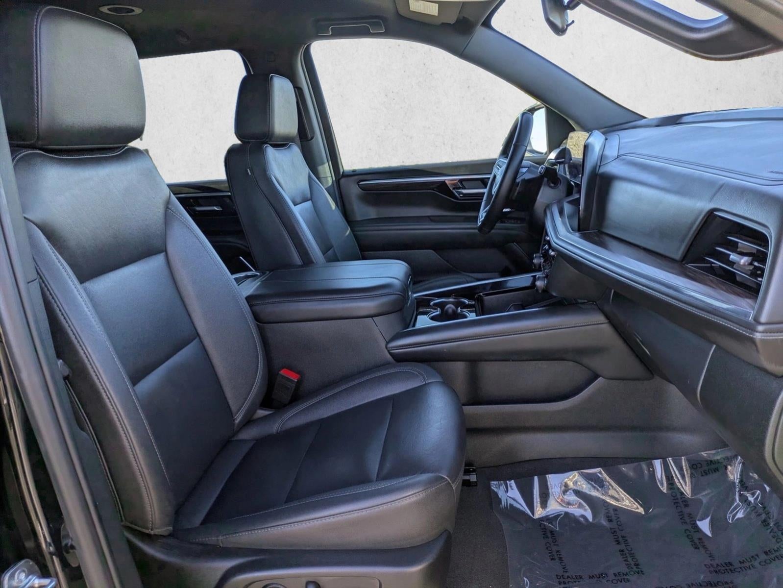 2025 Chevrolet Tahoe 4WD LT