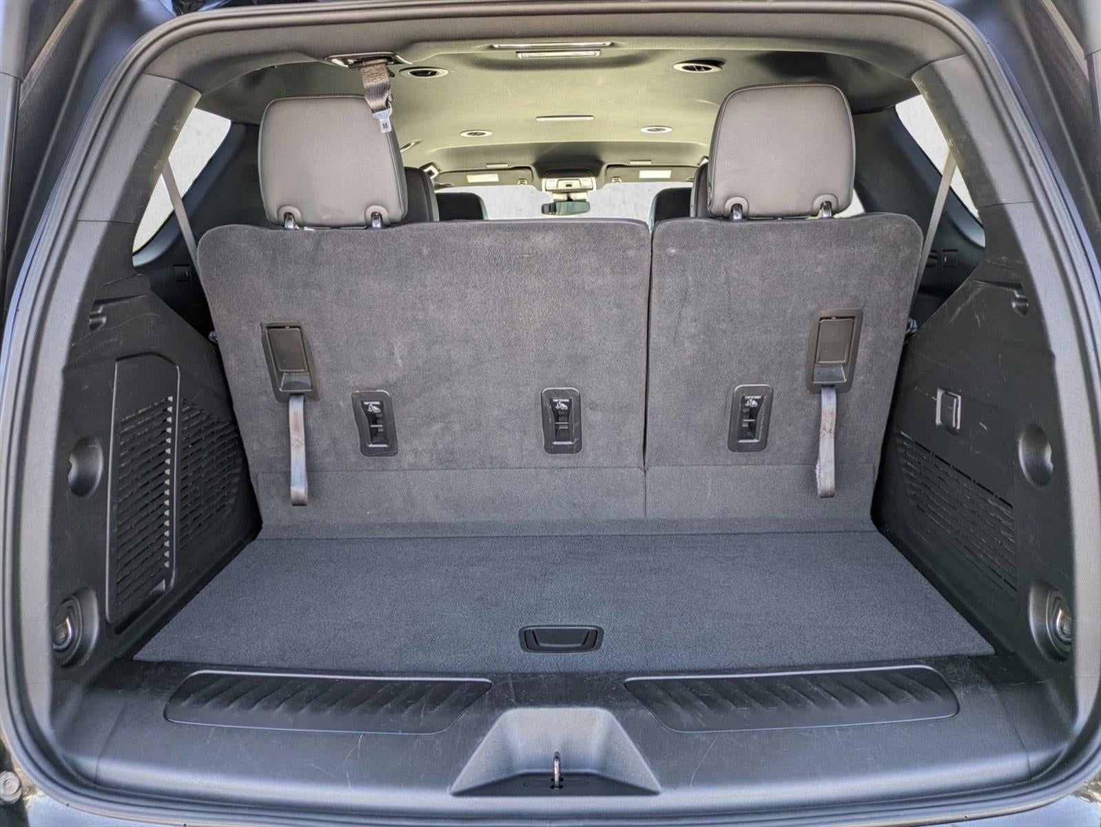 2025 Chevrolet Tahoe 4WD LT