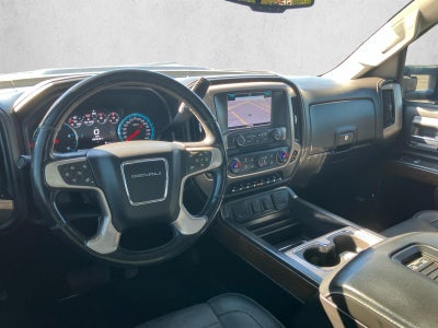 2018 GMC Sierra 2500 HD Crew Cab Standard Box 4-Wheel Drive Denali