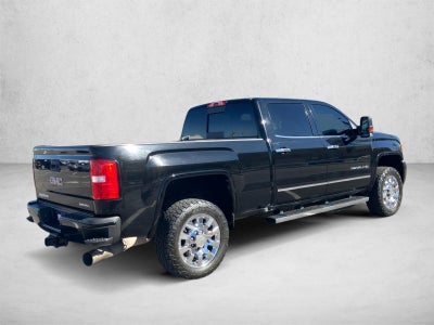 2018 GMC Sierra 2500 HD Crew Cab Standard Box 4-Wheel Drive Denali