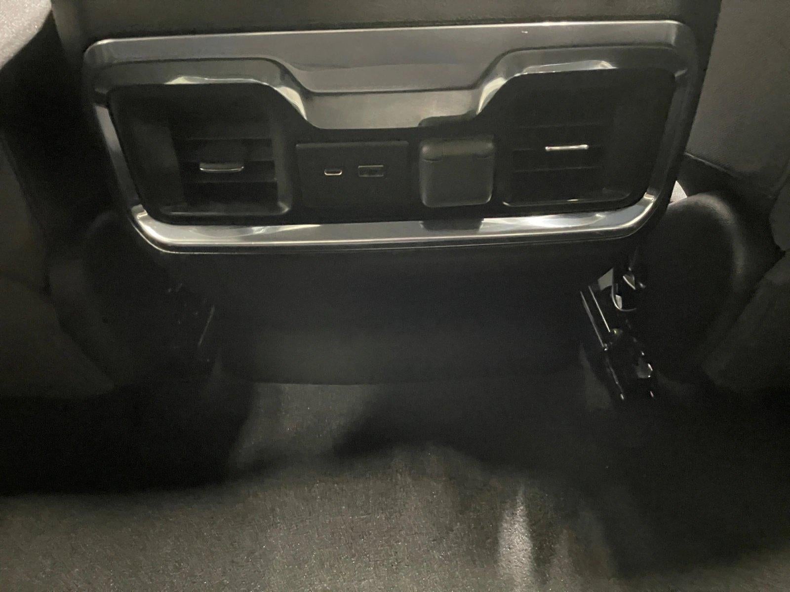 2020 GMC Sierra 1500 Crew Cab Short Box 4-Wheel Drive Elevation
