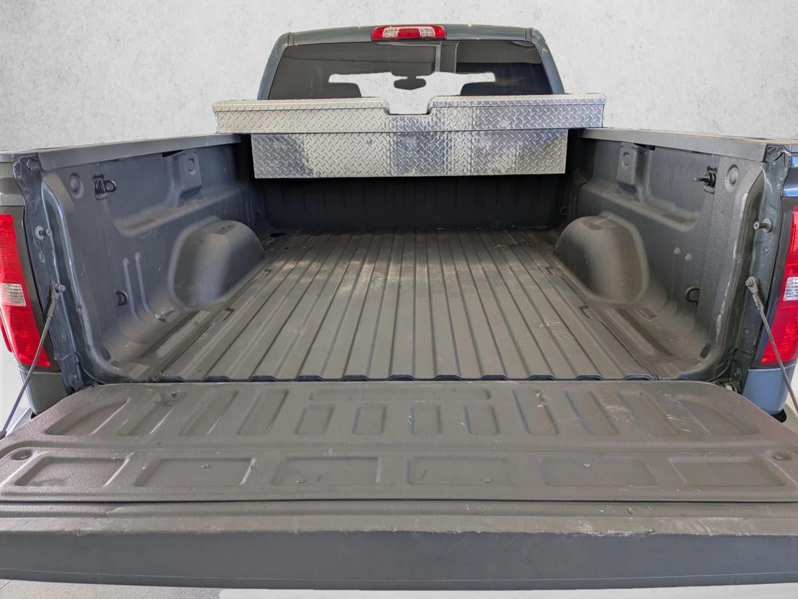 2018 GMC Sierra 1500 Double Cab Standard Box 4-Wheel Drive SLE