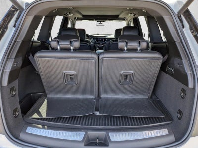 2024 Cadillac XT6 FWD 4dr Premium Luxury