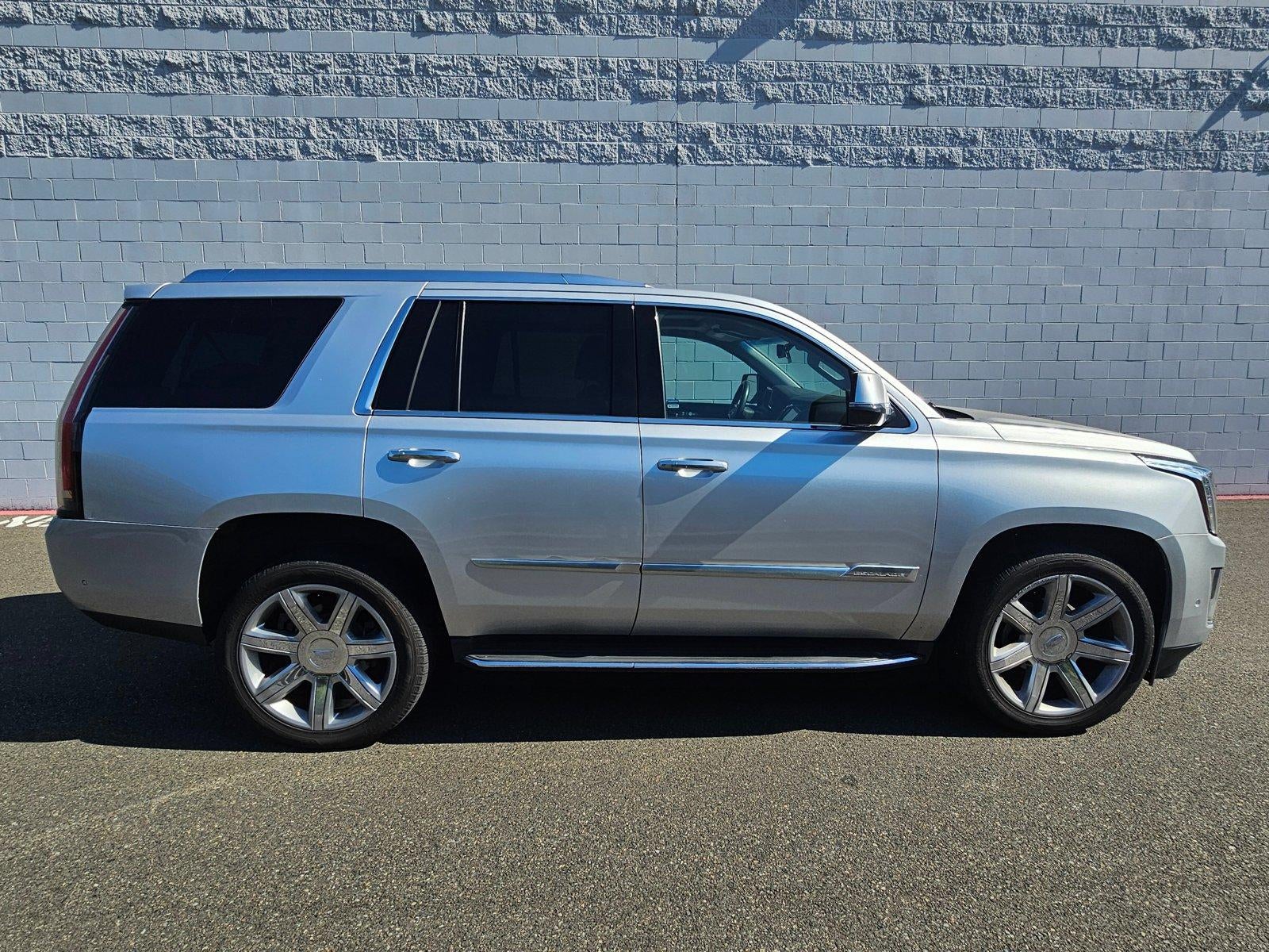 2017 Cadillac Escalade 4WD Luxury