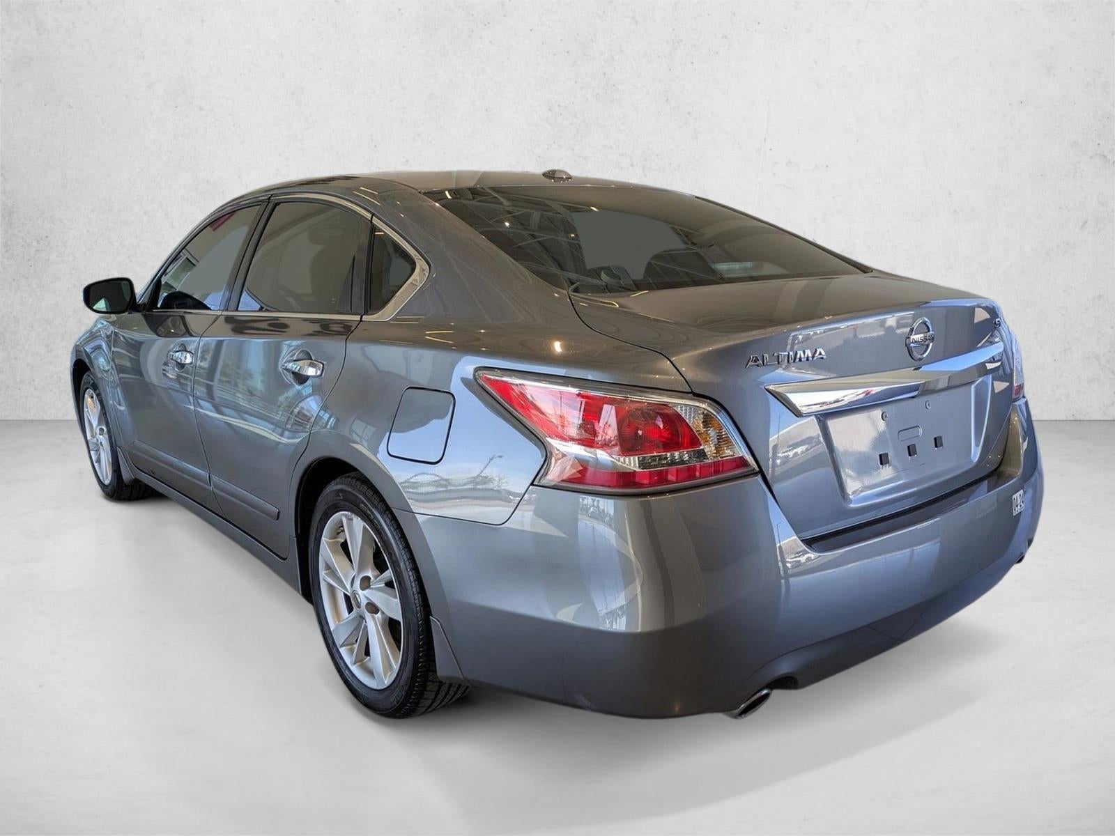 2015 Nissan Altima 4dr Sdn I4 2.5 SV