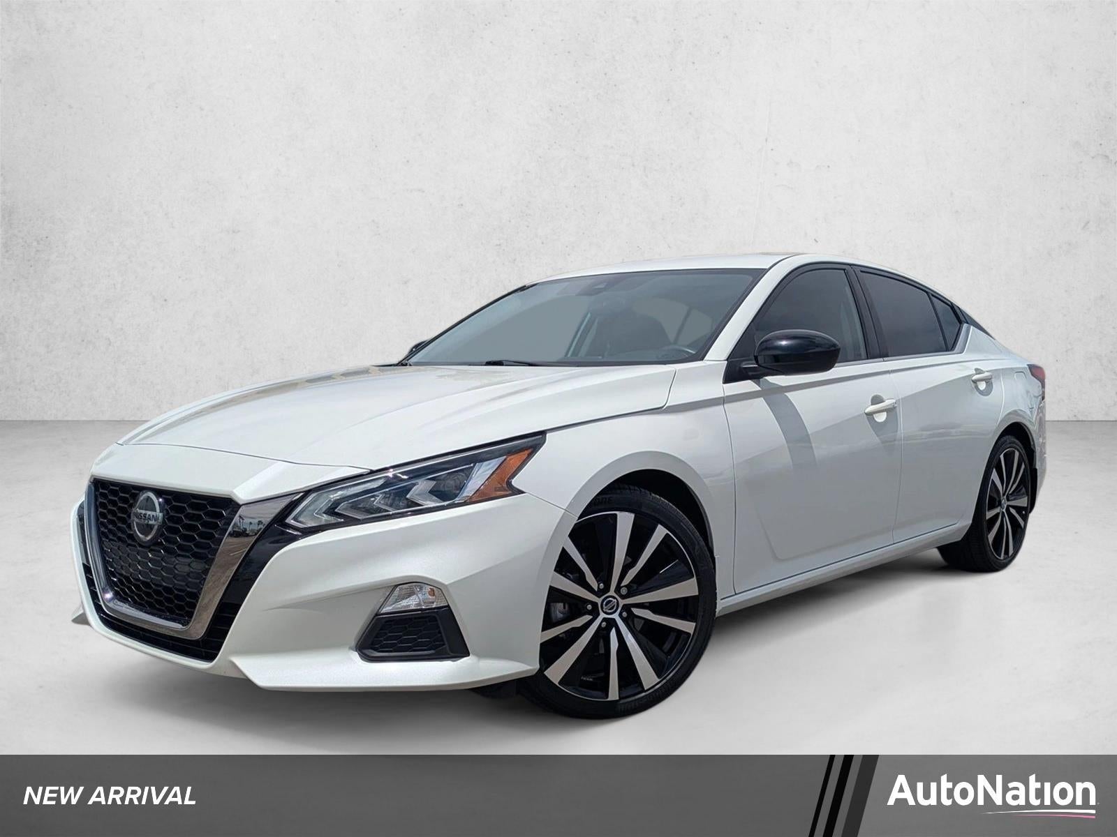 2022 Nissan Altima 2.5 SR Sedan