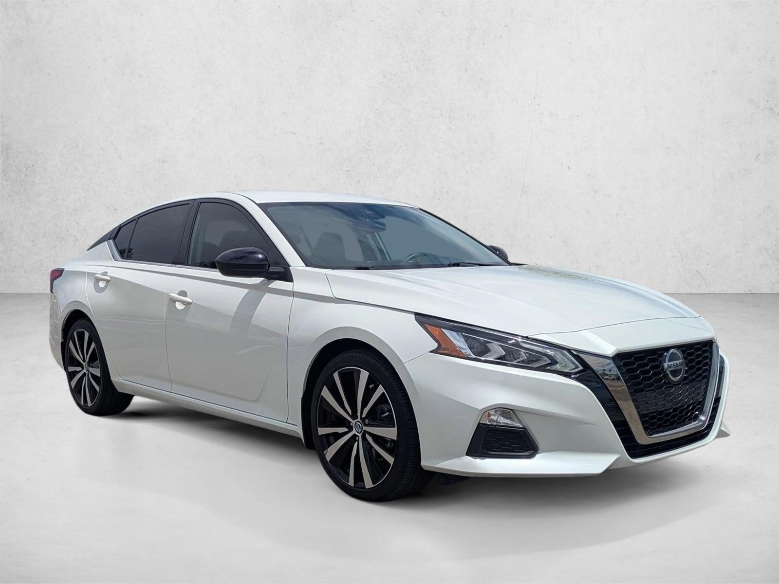 2022 Nissan Altima 2.5 SR Sedan