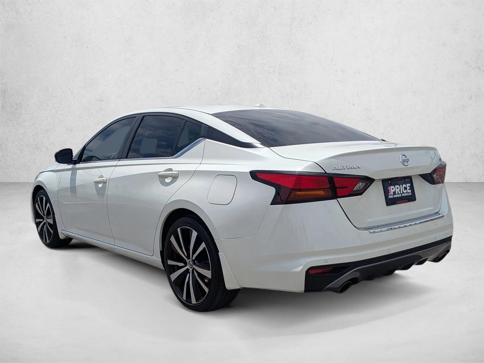 2022 Nissan Altima 2.5 SR Sedan