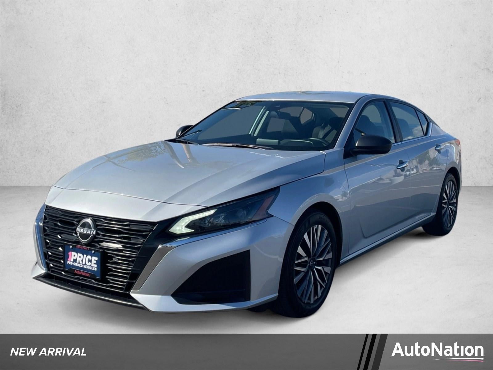 2025 Nissan Altima SV FWD