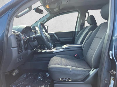 2014 Nissan Titan 4WD Crew Cab Short Bed SV