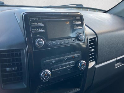 2014 Nissan Titan 4WD Crew Cab Short Bed SV