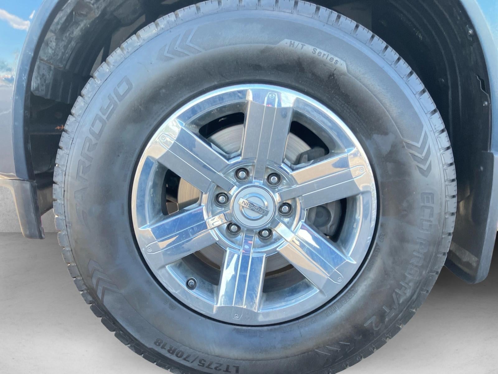2014 Nissan Titan 4WD Crew Cab Short Bed SV