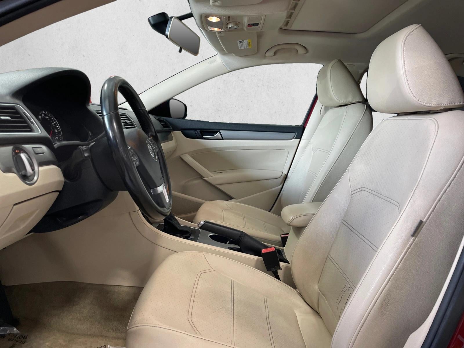 2015 Volkswagen Passat 4dr Sdn 2.0L Manual TDI SE