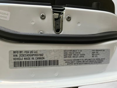 2023 Chrysler 300 Touring L RWD