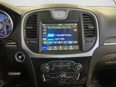 2023 Chrysler 300 Touring L RWD
