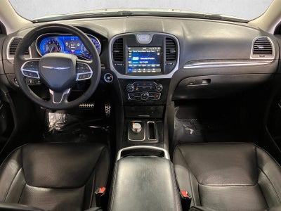 2023 Chrysler 300 Touring L RWD