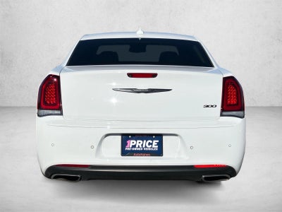 2023 Chrysler 300 Touring L RWD