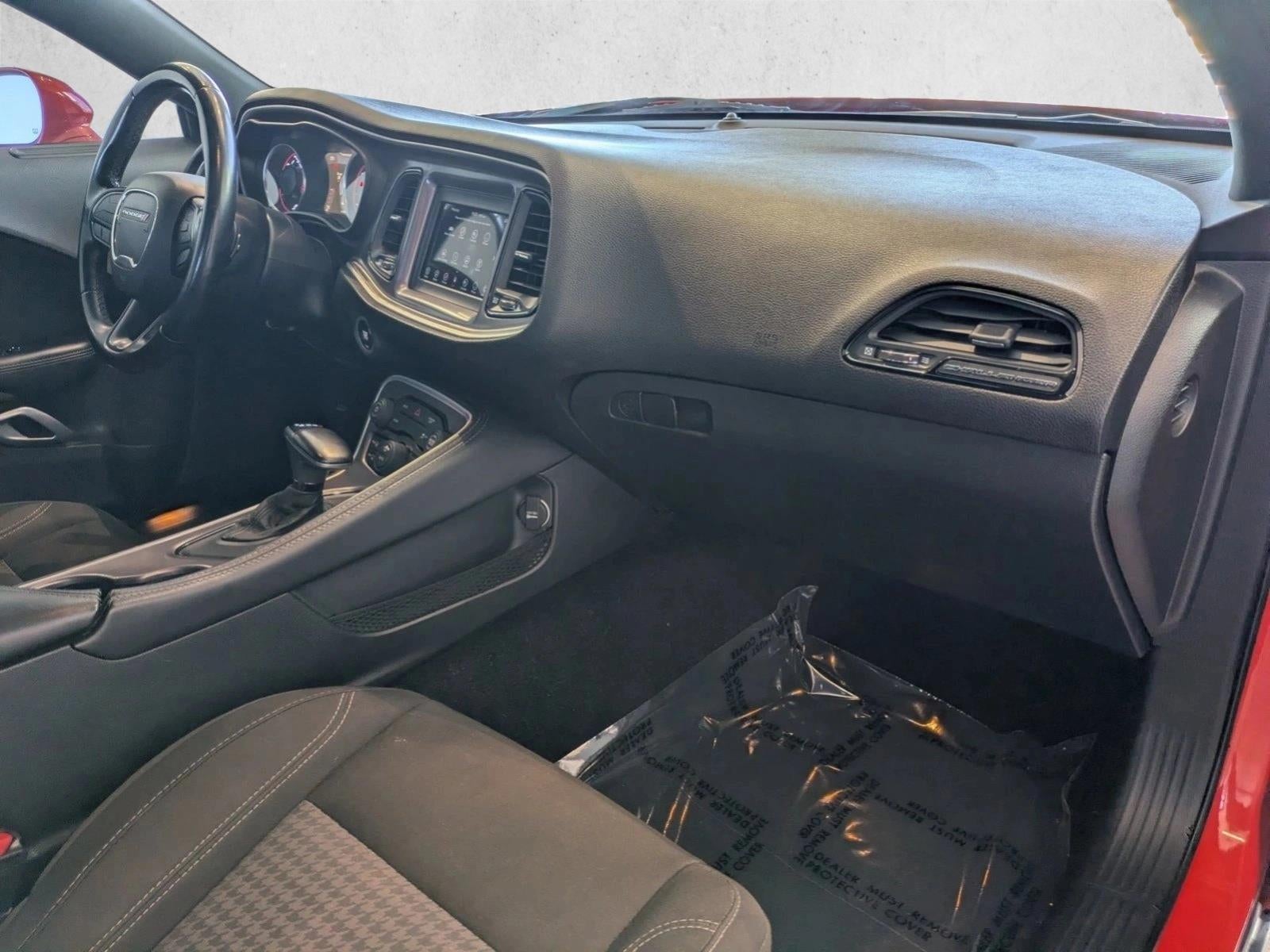 2021 Dodge Challenger SXT RWD
