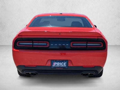 2021 Dodge Challenger SXT RWD