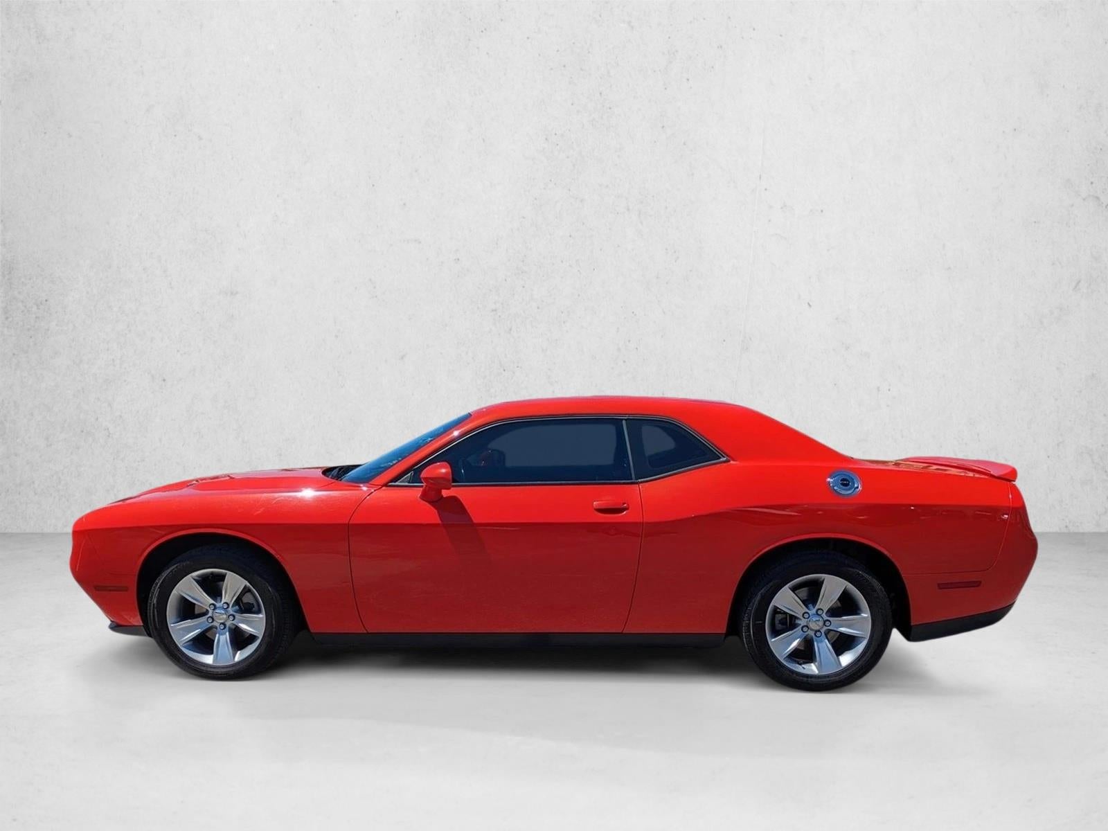 2021 Dodge Challenger SXT RWD