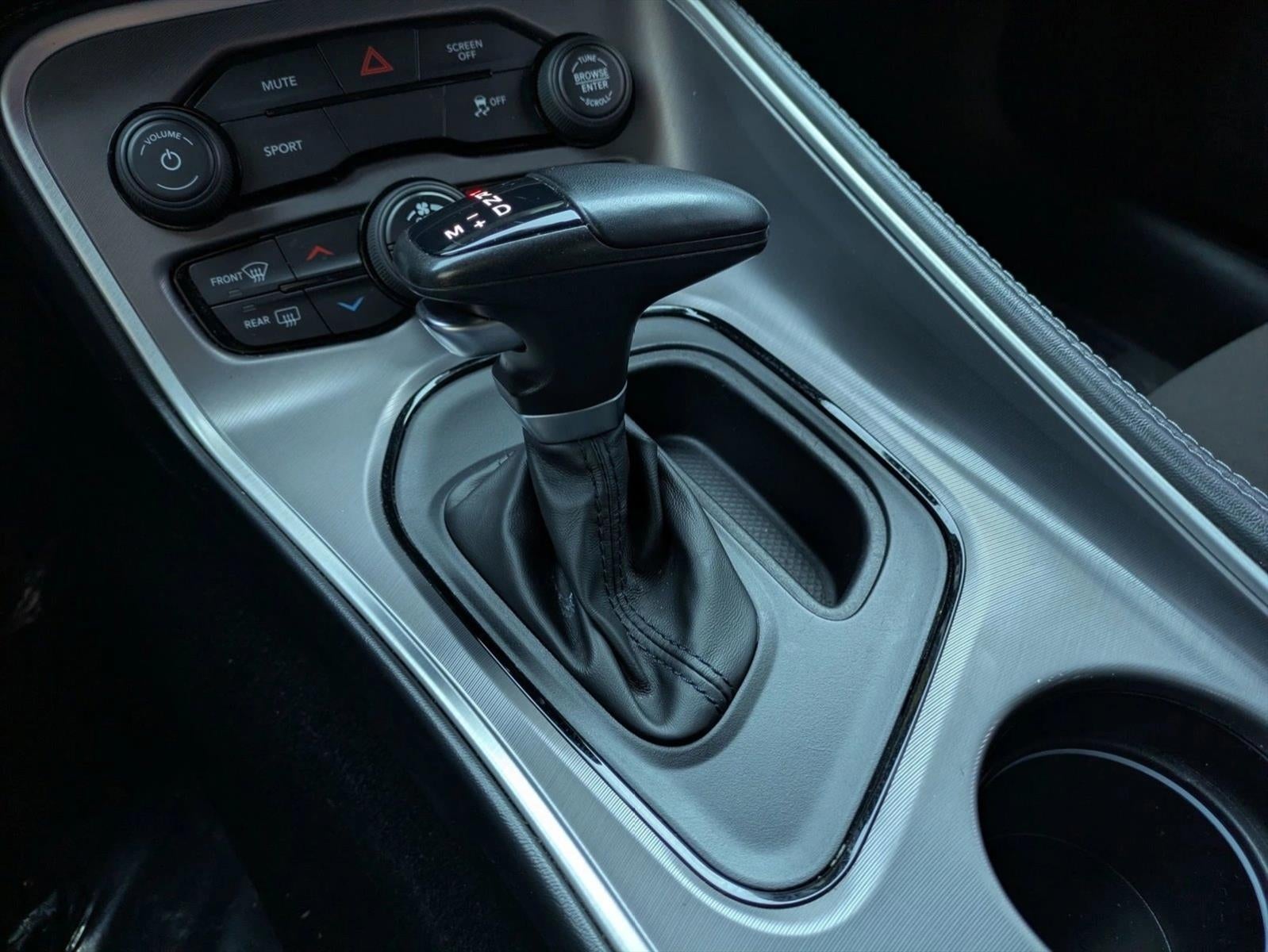 2022 Dodge Challenger SXT AWD