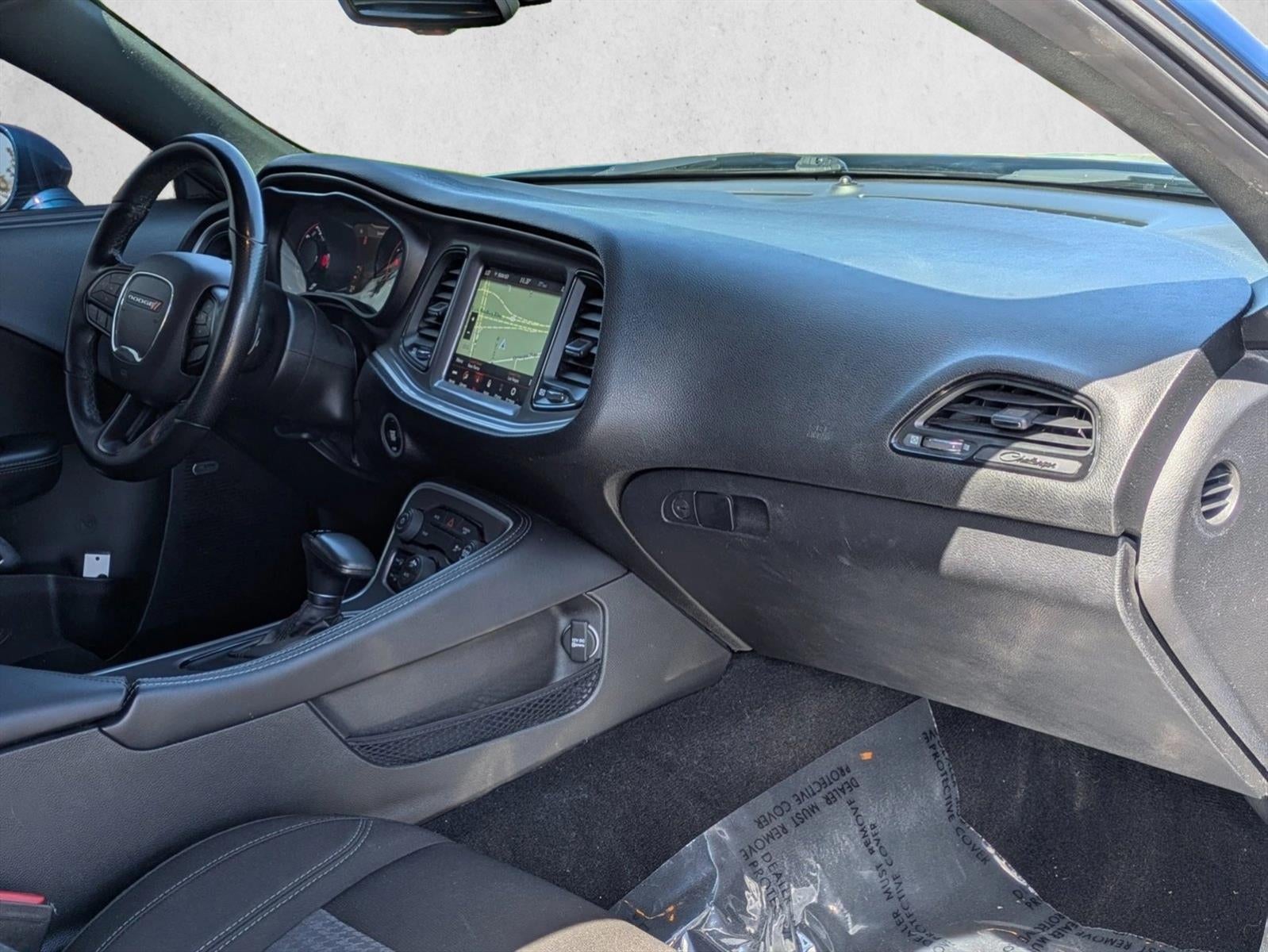 2022 Dodge Challenger SXT AWD