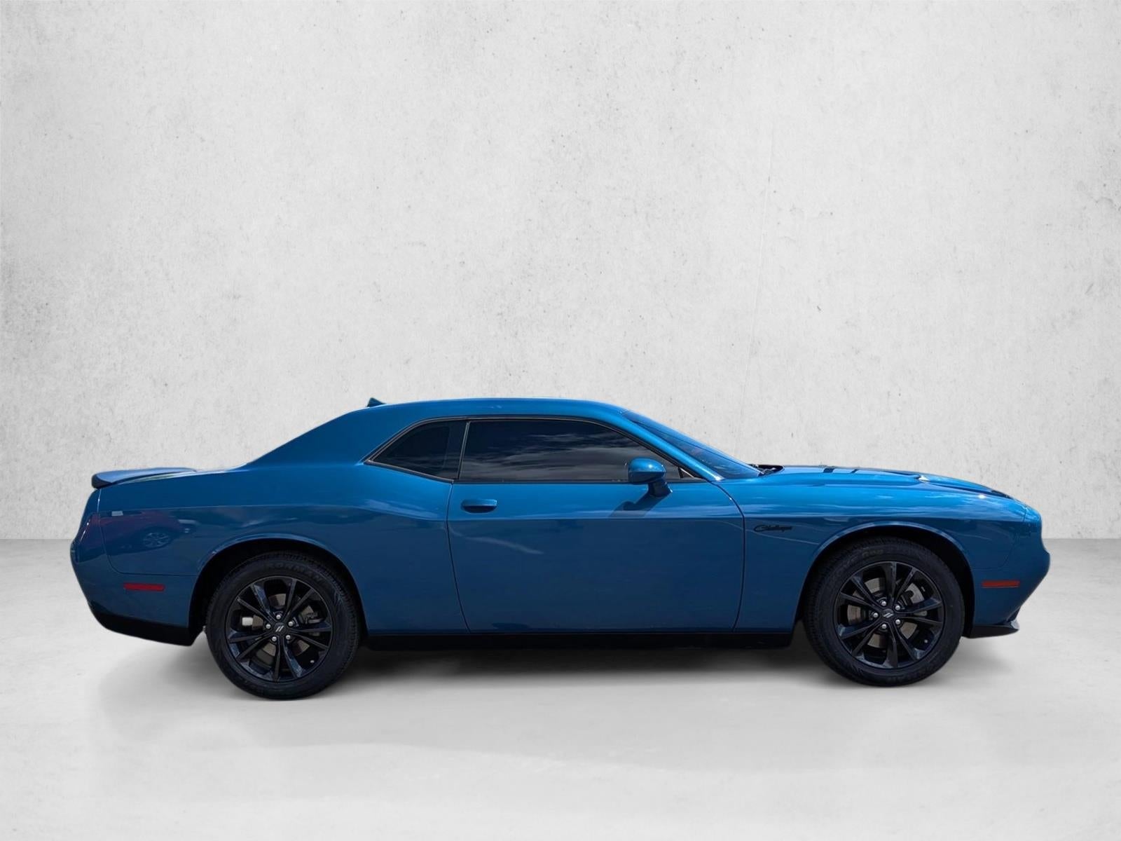 2022 Dodge Challenger SXT AWD