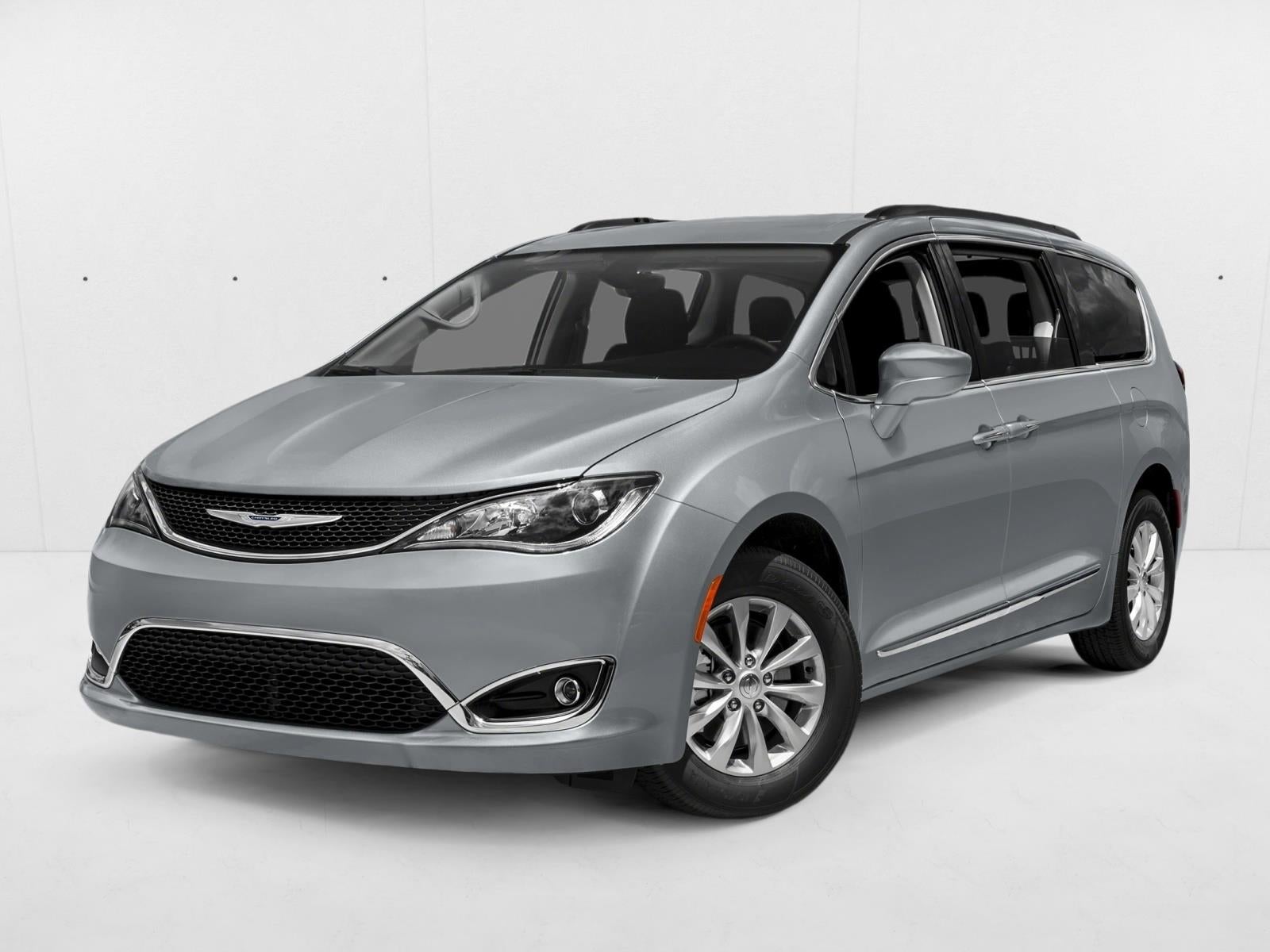 2017 Chrysler Pacifica Touring-L FWD