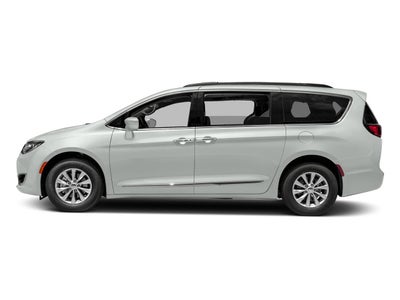 2017 Chrysler Pacifica Touring-L FWD