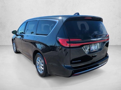 2023 Chrysler Pacifica Touring L FWD