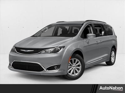 2019 Chrysler Pacifica Limited FWD