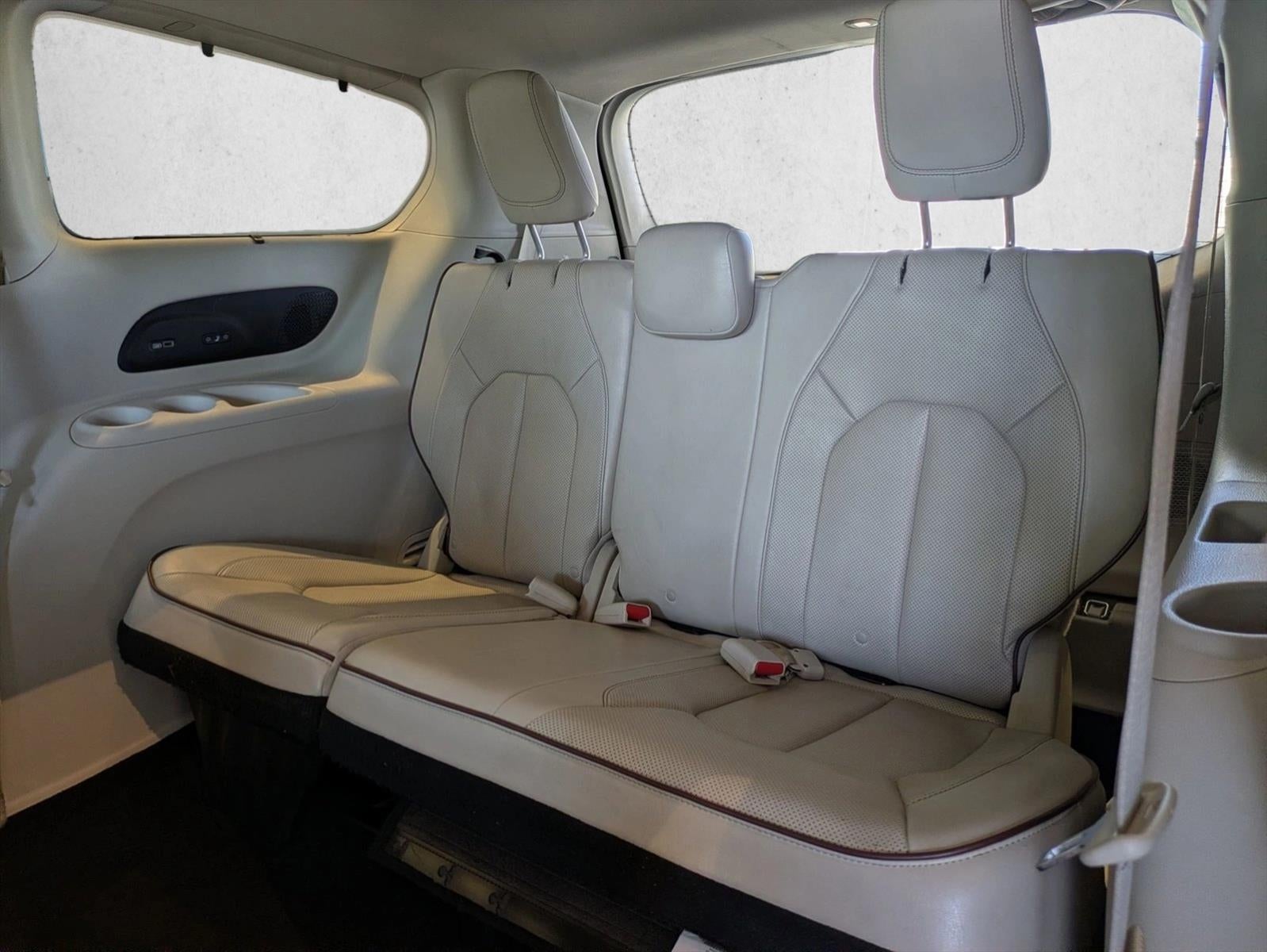 2019 Chrysler Pacifica Limited FWD