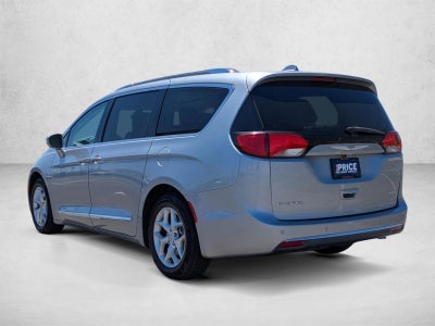 2019 Chrysler Pacifica Limited FWD