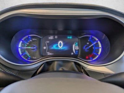 2017 Chrysler Pacifica Hybrid Platinum FWD