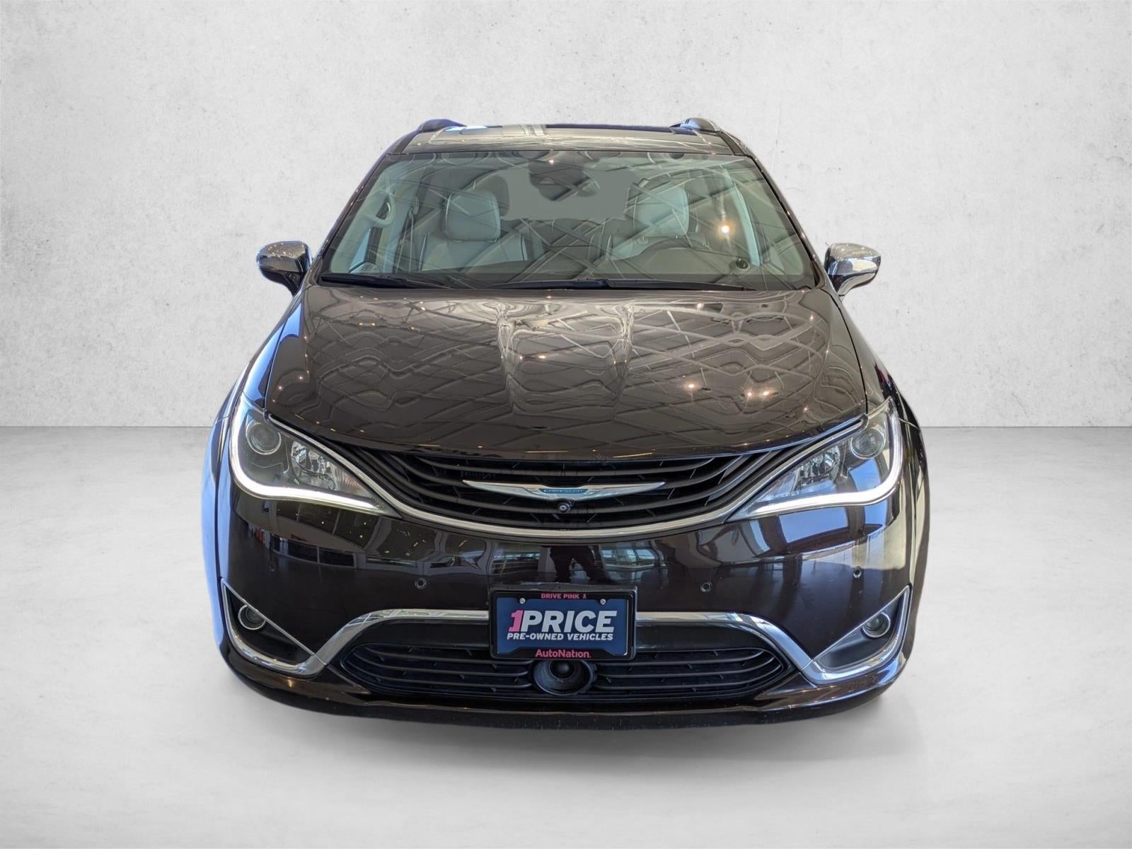 2017 Chrysler Pacifica Hybrid Platinum FWD