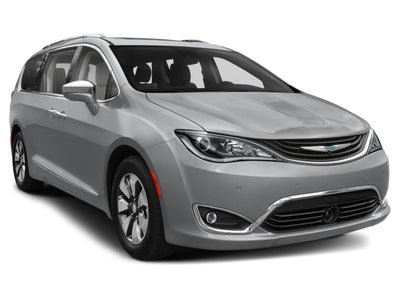 2017 Chrysler Pacifica Hybrid Platinum FWD