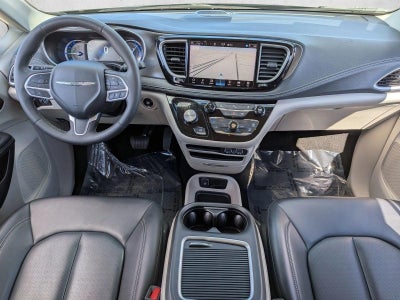 2024 Chrysler Pacifica Hybrid Select FWD